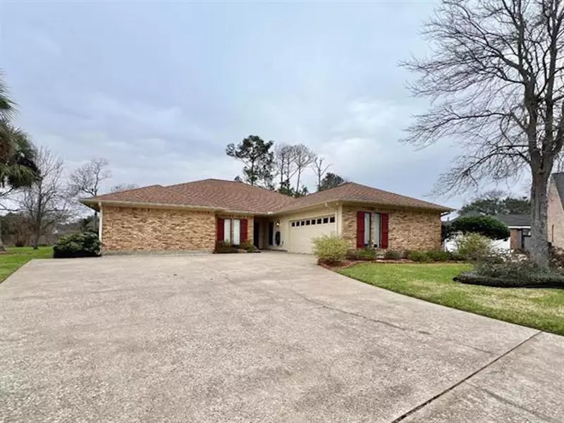 4790 Ashdown, Beaumont, TX 77706