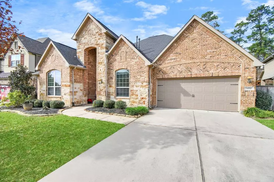 34510 Spring Creek CIR, Pinehurst, TX 77362