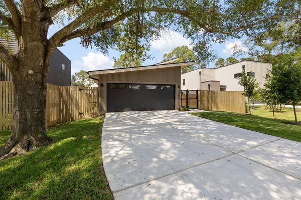 1502 Primrose ST, Conroe, TX 77385