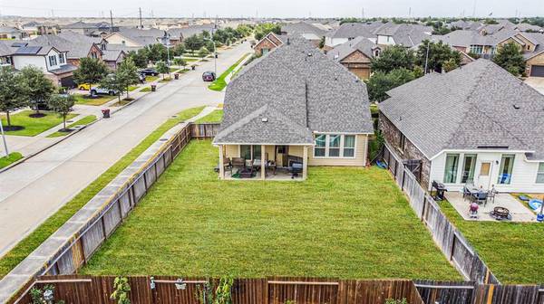 Cypress, TX 77433,21019 Chir Pine CIR