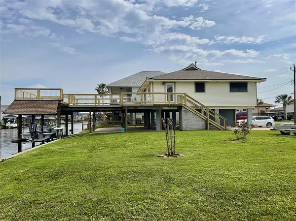 Bayou Vista, TX 77563,482 Pompano ST