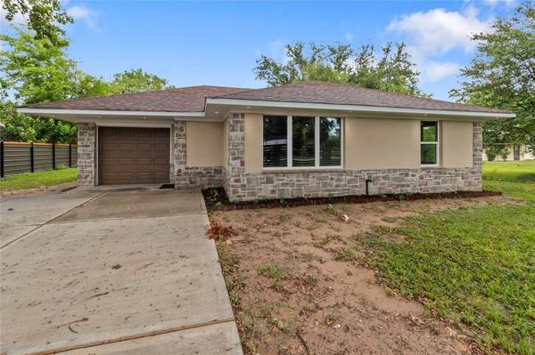 15429 N Brentwood ST, Channelview, TX 77530