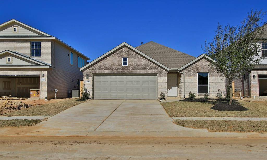 22210 Rome Breeze DR, Hockley, TX 77447