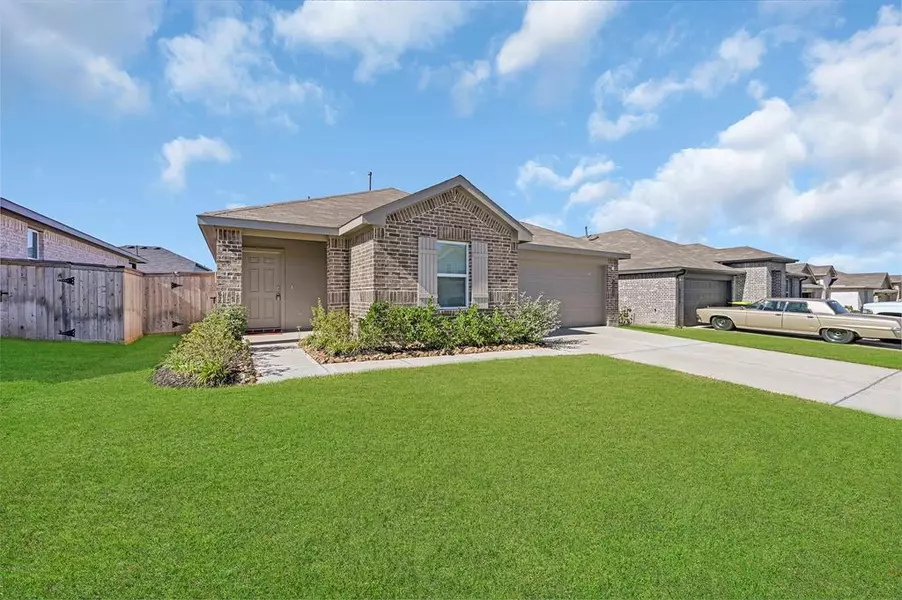 40623 Pine Spruce LN, Magnolia, TX 77354