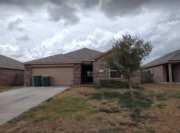 1218 Emerald Stone DR, Iowa Colony, TX 77583