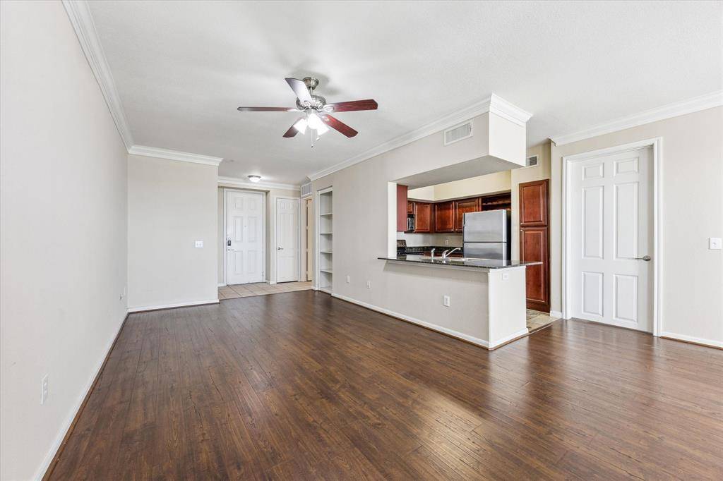 Houston, TX 77030,7575 Kirby DR #2216