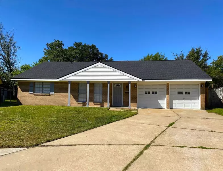 3412 Ash LN, Deer Park, TX 77536