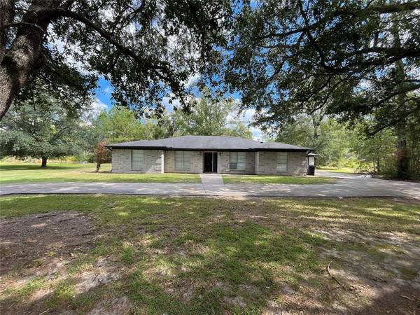 7060 Sweetgum RD, Beaumont, TX 77713