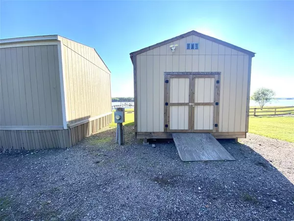 Trinity, TX 75862,331 Mason LOOP