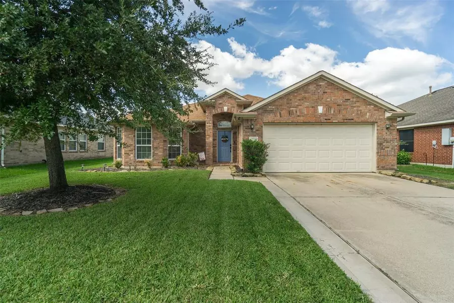 2012 Sandy Bank LN, Pearland, TX 77581