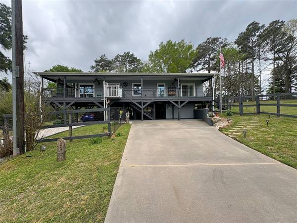 40 Old Hickory CIR, Coldspring, TX 77331