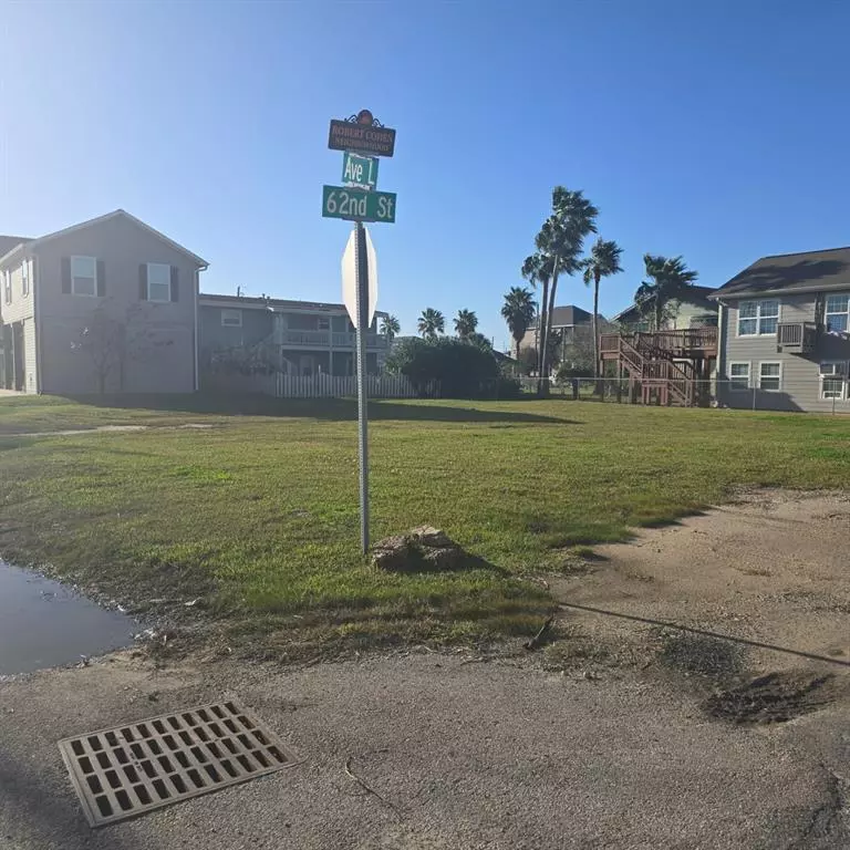 Galveston, TX 77551,1127 62nd ST