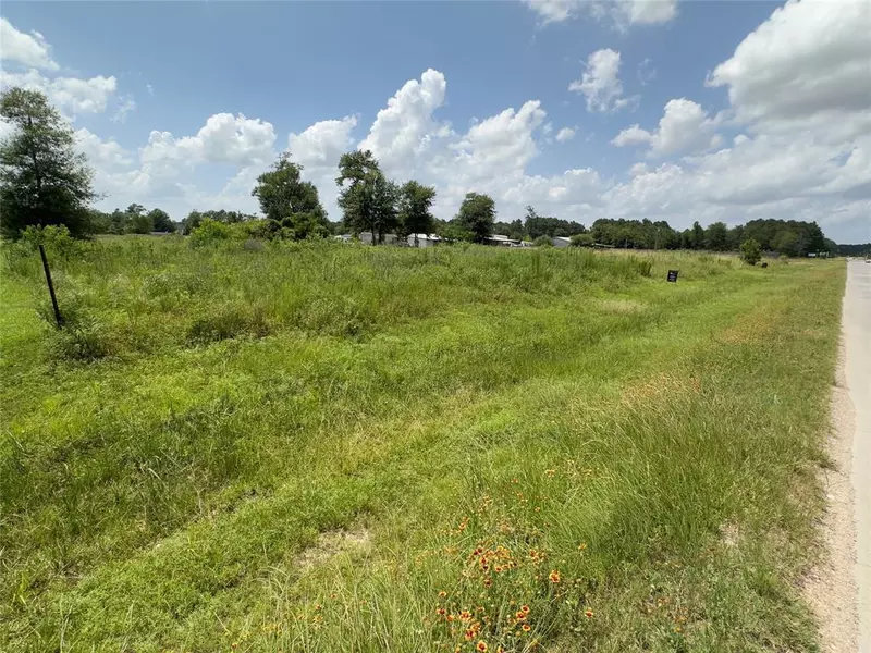 1301 County Road 3570, Cleveland, TX 77327