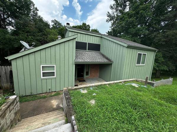 3222 Bryan ST, Nacogdoches, TX 75965