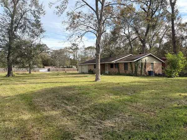 New Caney, TX 77357,26790 Burning Tree