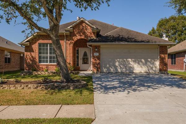 130 Bristol Bend LN, Dickinson, TX 77539