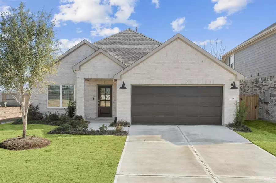 21714 Burgos Plaza DR, Tomball, TX 77377