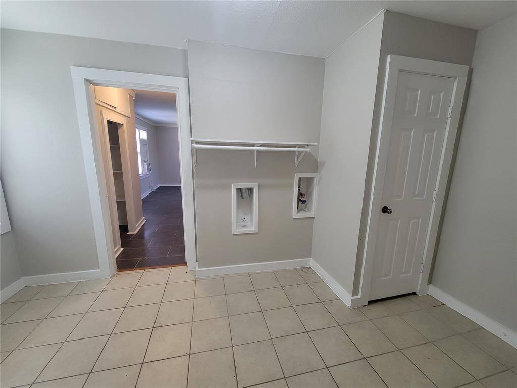 Hitchcock, TX 77563,6310 Amber DR