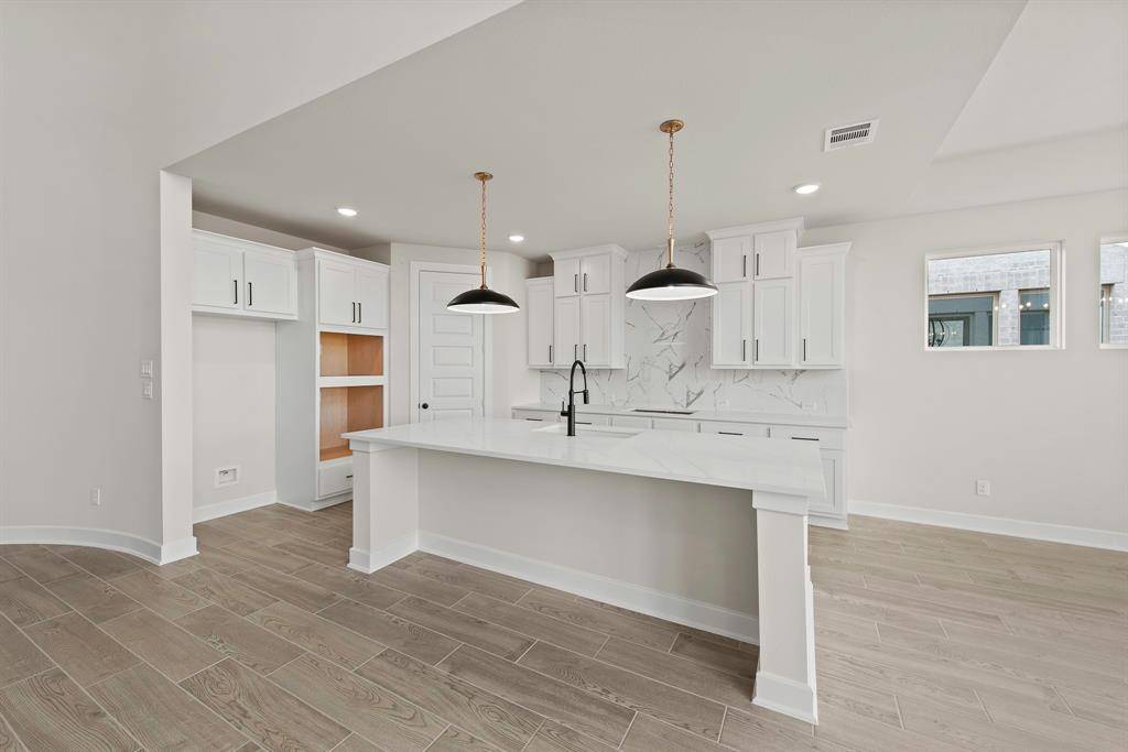 Rosenberg, TX 77471,5103 Benton Woods TRL