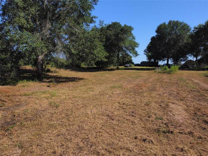 23077 Flukinger RD, Waller, TX 77484