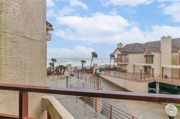 Galveston, TX 77551,7312 Seawall BLVD #217