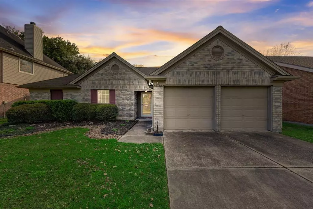 Friendswood, TX 77546,16106 Constitution LN