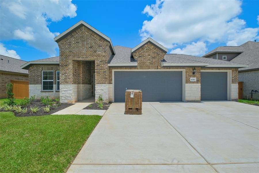 10710 Amador Peak DR, Rosharon, TX 77583