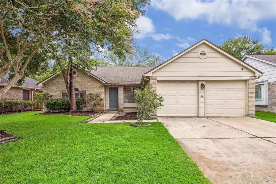 2811 Pine Mills DR, League City, TX 77573