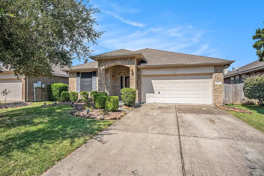 4468 Gran Canary DR, League City, TX 77573