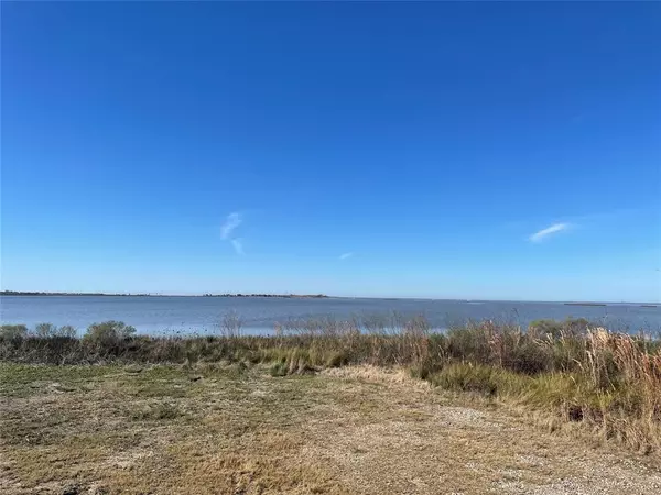 Gilchrist, TX 77617,1149 Beach Front RD