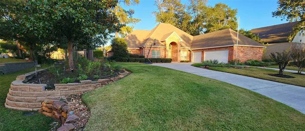 Conroe, TX 77302,705 Fairway Oaks