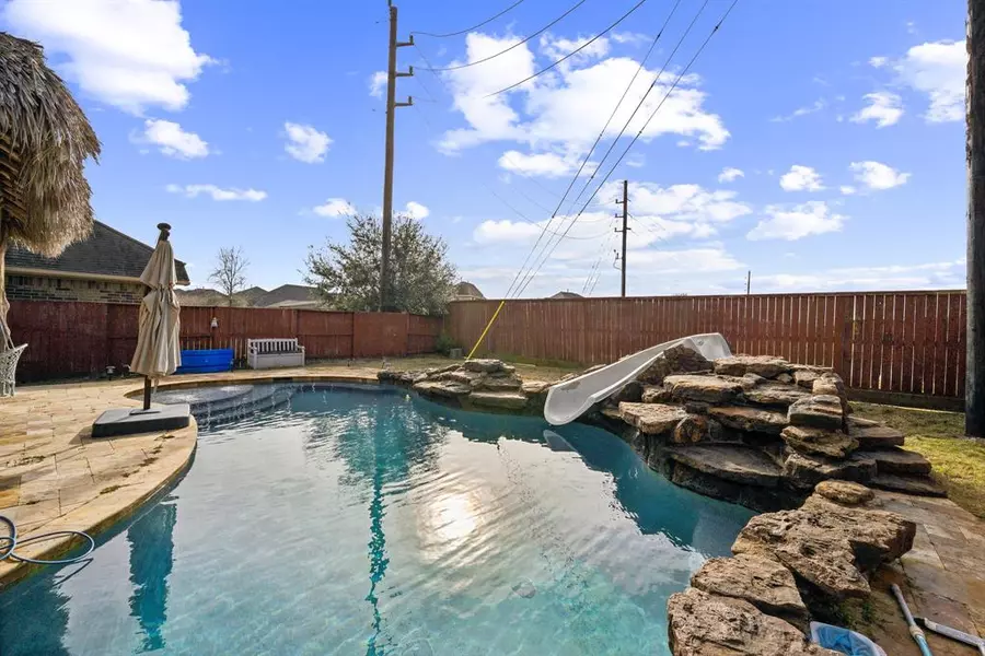 3414 Lake CT, Rosharon, TX 77583