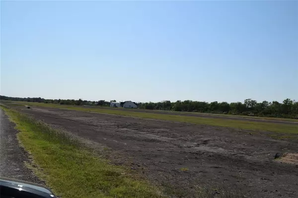 Manvel, TX 77578,LOT #62-63 Wolfe Airpark