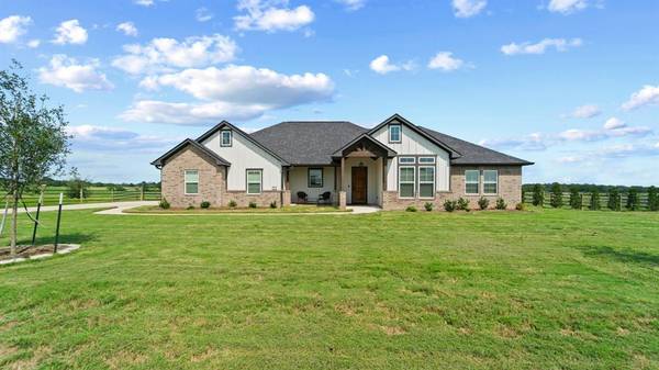 153 Randi Road, Bellville, TX 77418