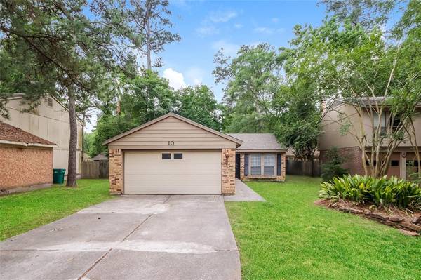 10 Hasting CT, The Woodlands, TX 77381