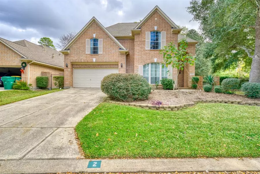 2 SURREY RUN PLACE, The Woodlands, TX 77384