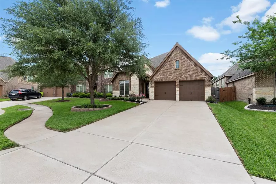 3011 Sandstone Creek LN, Rosenberg, TX 77471