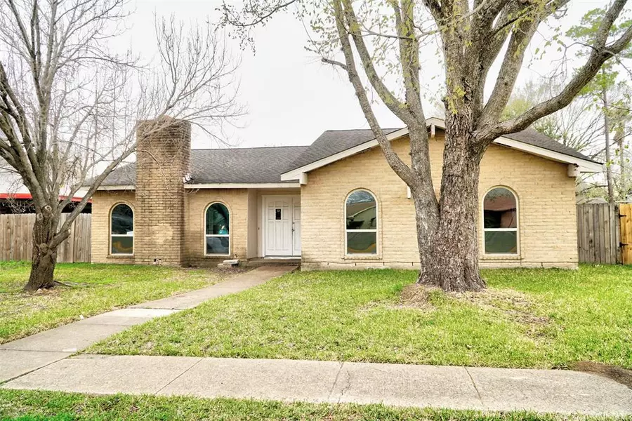 5711 Purple Sage RD, Houston, TX 77049