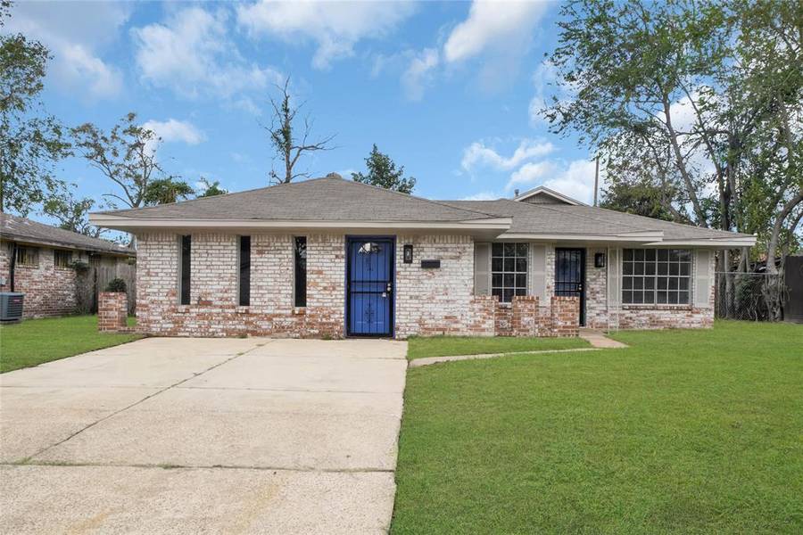 7727 Spinet ST, Houston, TX 77016