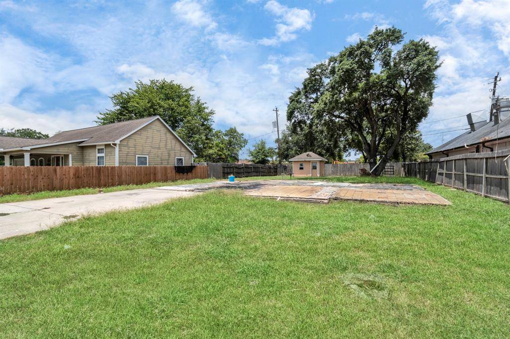 Pasadena, TX 77506,902 W Thomas AVE