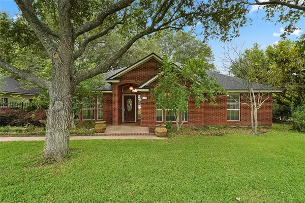 15411 Kitty Hawk DR, Waller, TX 77484