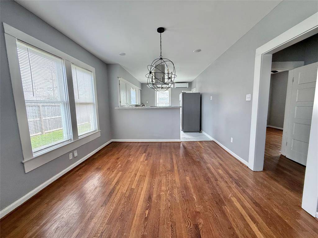 Houston, TX 77009,702 Tabor ST