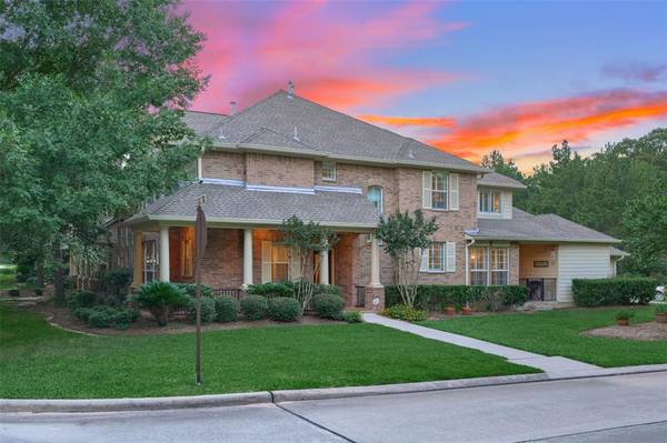 14 Crocus Petal ST, The Woodlands, TX 77382