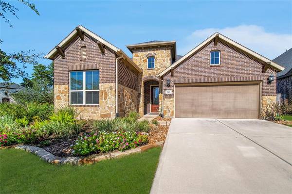 526 Willow Canyon LN, Pinehurst, TX 77362