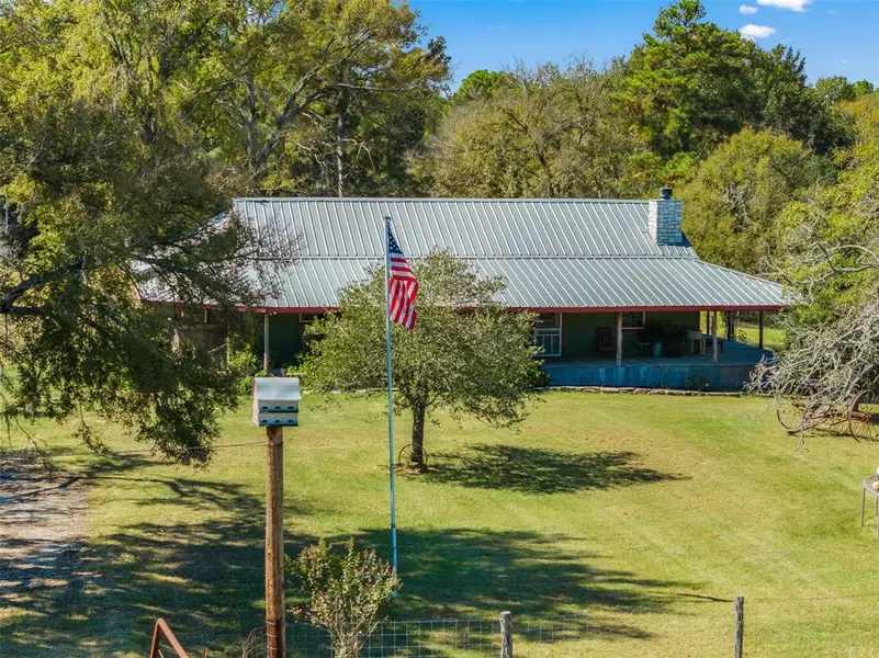 7781 County Road 227, Bedias, TX 77831