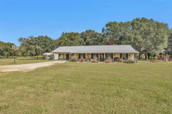 Centerville, TX 75833,9079 County Road 120