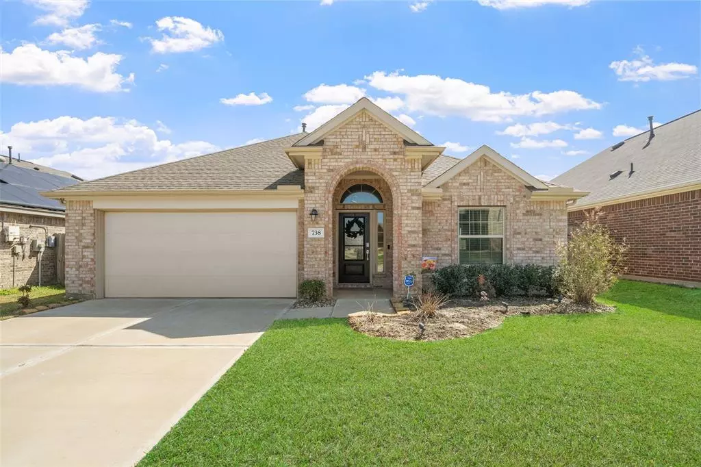 Magnolia, TX 77354,738 Crystal Charm LN