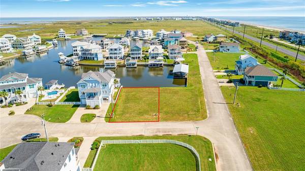 4119 Greenwing Teal CT, Galveston, TX 77554