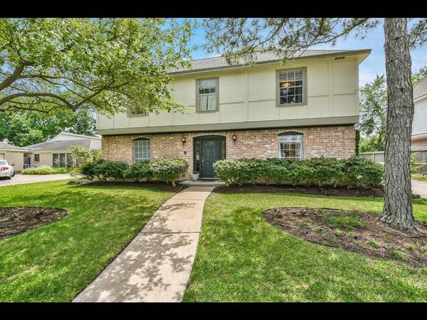 11423 Inwood DR, Houston, TX 77077