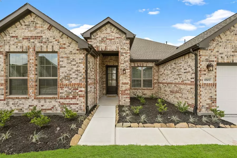 8507 Catalina Creek DR, Cypress, TX 77433